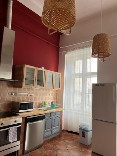 Food & Drinks 3, Spacious Apartment near Liget Budapest, Budapesti