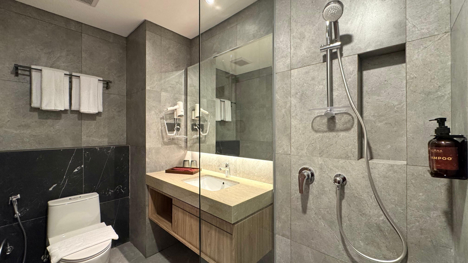 Bathroom 5, Azana Boutique Bandar Lampung, Bandar Lampung