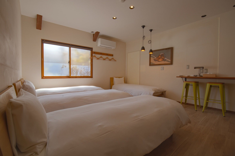 Bedroom 3, cafe & stay CASTANA, Matsumoto