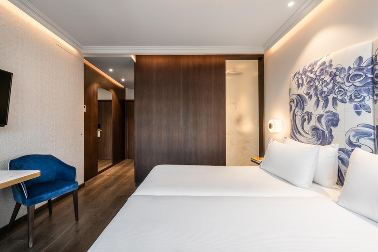Bedroom 13