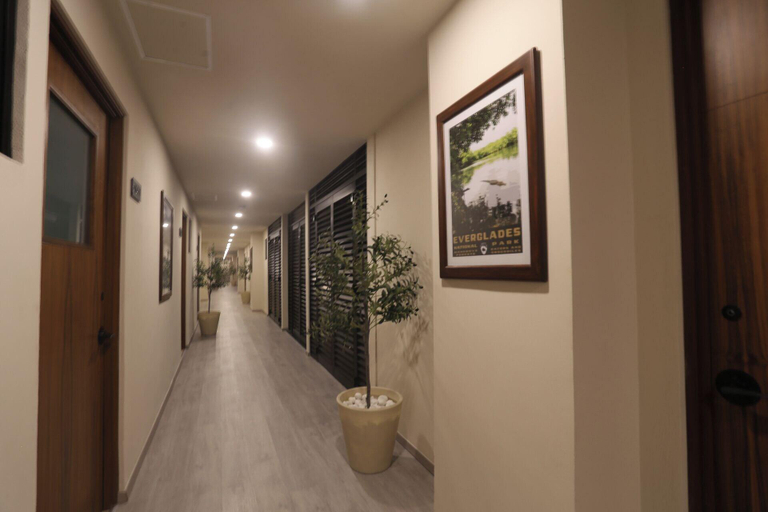 Public Area 4, EVERGLADES SUITES, Benito Juárez