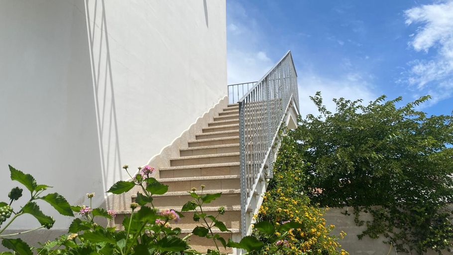 Entrance 5, House Baiu, Olbia-Tempio