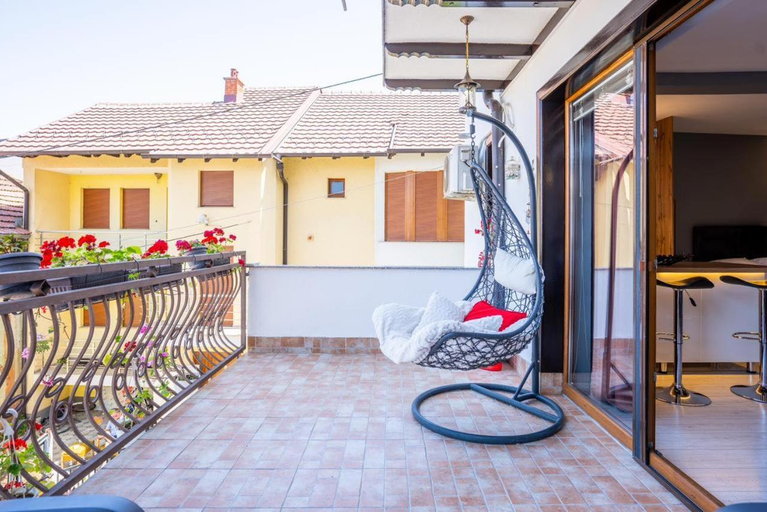 Others 5, Duam Apartments, Prizren