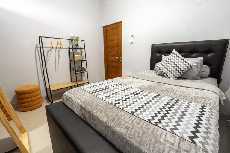 Omago Dean Villa 3BR with private pool, Sleman