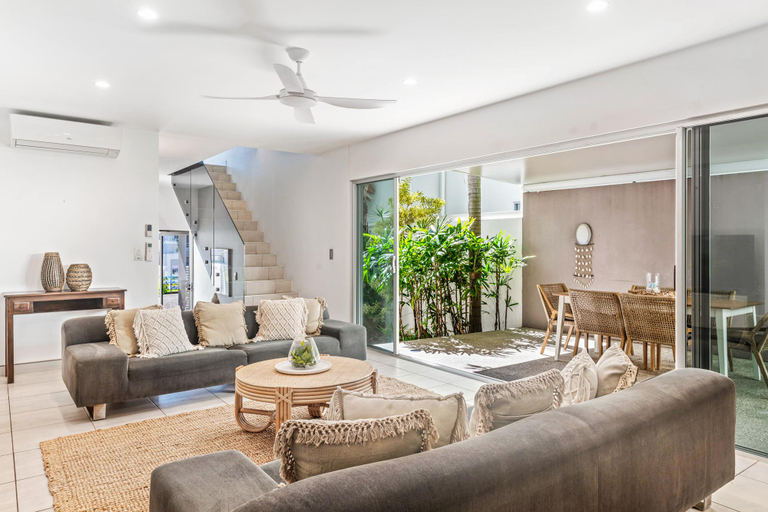 Others 5, Alex Beach House, Maroochy - Mooloolaba