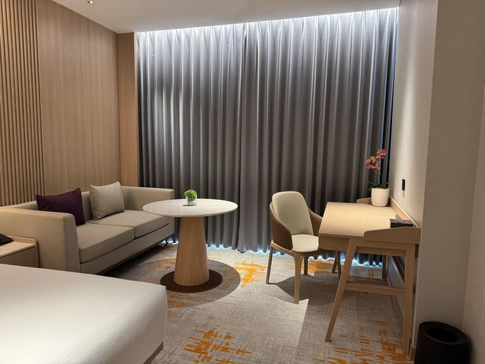 Others 4, ELONG HOTEL Jakarta PIK, North Jakarta