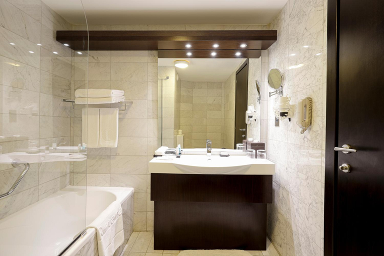 Bathroom, Babylon Rotana Hotel, Baghdad, Adhamiya