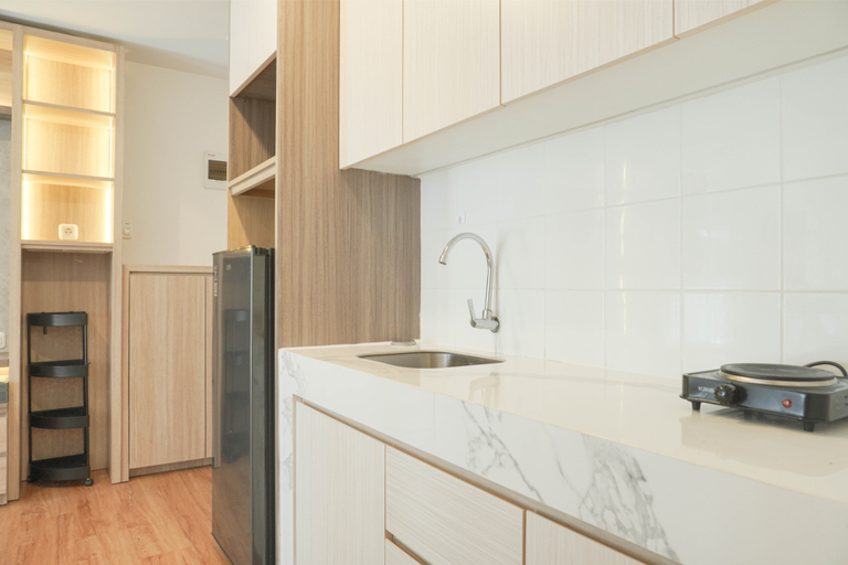Others 4, Spacious 1BR at High Floor Tokyo Riverside PIK 2 Apartment By Travelio, Tangerang