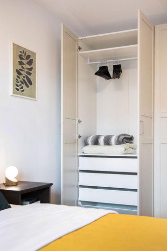 Bedroom 3, Design 2BDR Apartment with Balcony- FREE PARKING, Zagreb