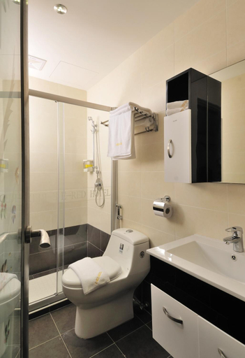 Bathroom 9
