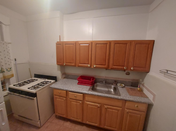 Others 5, Raleigh Room Rental, New York