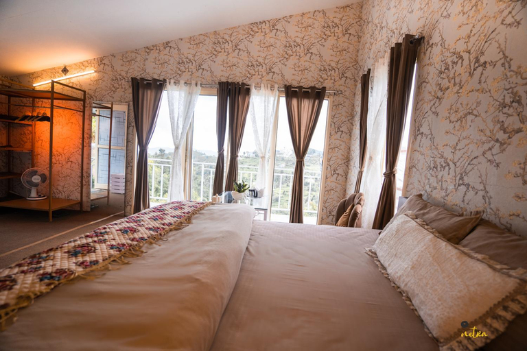 Bedroom 3, The Rare One's, Nainital