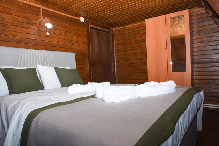 Bedroom 5, Campınarı Doga Evleri & Restaurant, Mengen