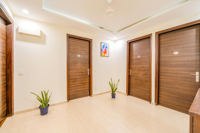 Public Area 2, FabHotel Oyster Villa - Nr. Paras Hospitals Sushant Lok 1, Gurgaon