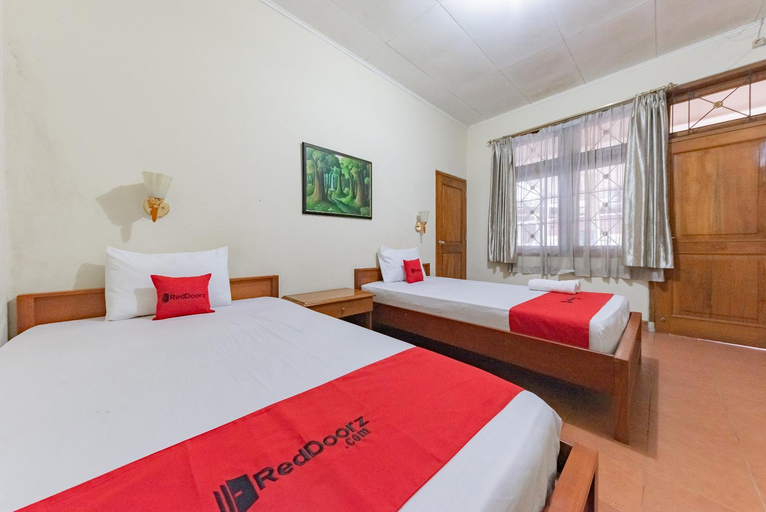 Bedroom 28