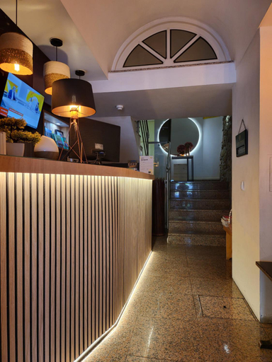 Public Area 2, Hotel Residencial Dora, Braga
