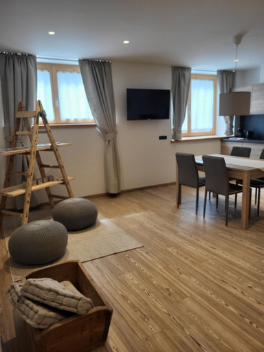 Facilities 3, K2 home, Sondrio