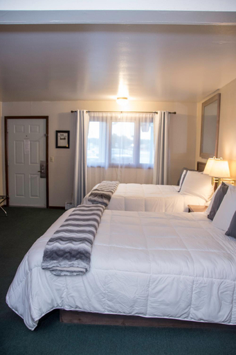 Others 5, Park Motel, Crawford