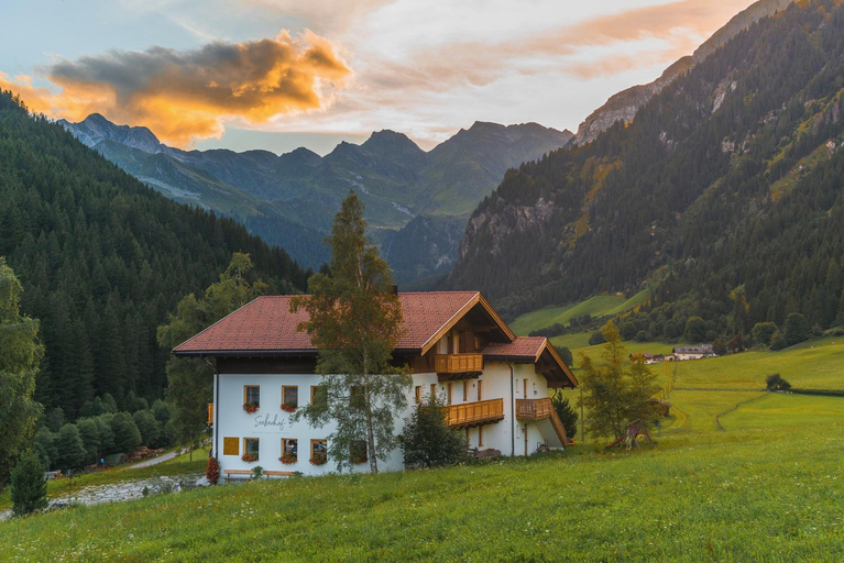 Others 5, Seeberhof, Bolzano