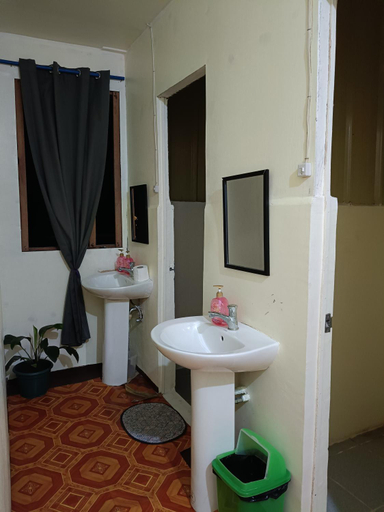 Bathroom 4, Aloha Hostel Siargao, General Luna