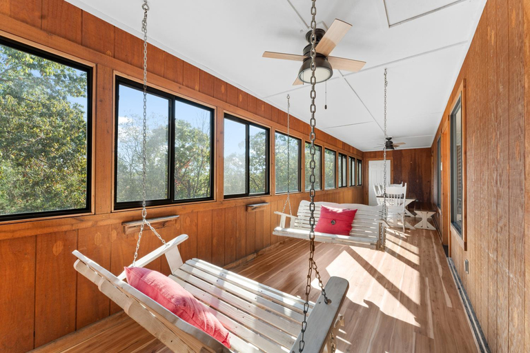 Others 5, Ozarks Oasis cabin, Taney