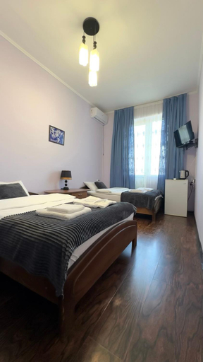 Bedroom 3, Hotel Europa & Casino, Tskaltubo