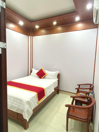 Bedroom 2, Nha nghi Viet Nhat, Mèo Vạc