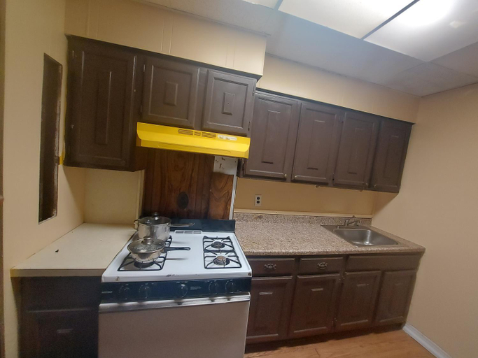 Others 4, Raleigh Room Rental, New York