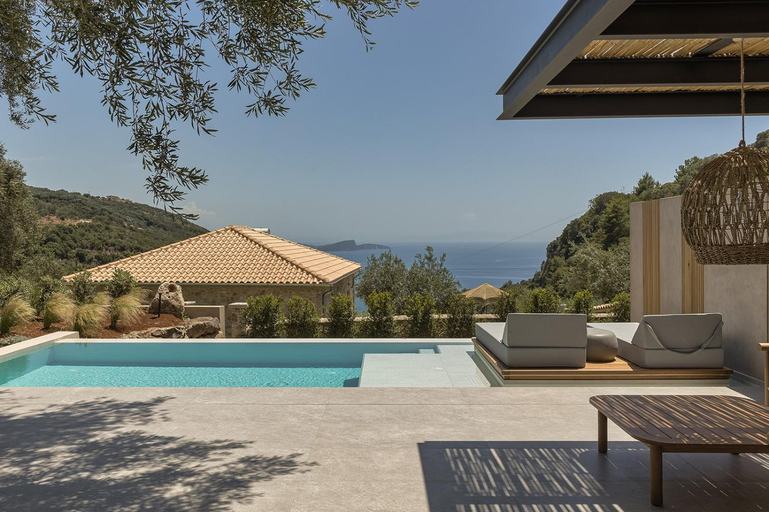 Others 3, Monalia suites, Epirus