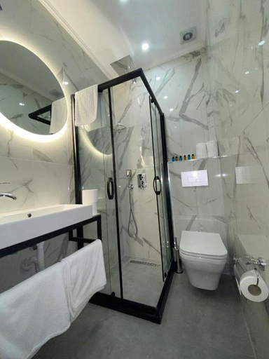 Bathroom, Santra Bosphorus Hotel, Beşiktaş