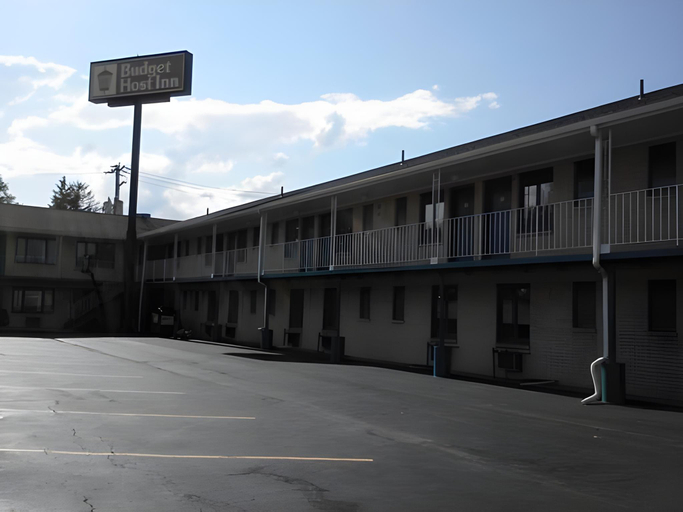 Others 5, Budget Host Inn Somerset, Somerset
