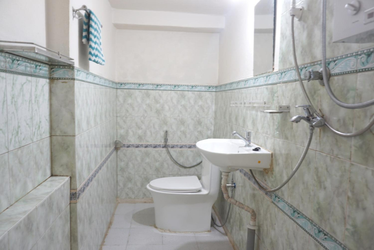 Bathroom, Jhigu Homestay Patan, Bagmati