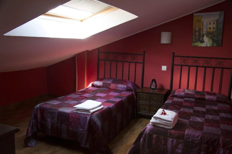 Bedroom 2, Apartahotel Rural CollaRubio Luxury, Madrid