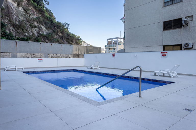 Room 4, Charming 9 Minutes From Botafogo Beach Mrf1307, Rio de Janeiro