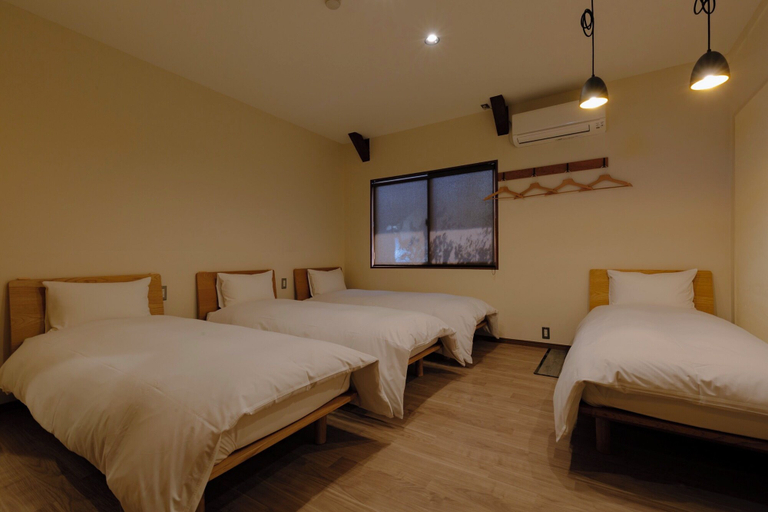 Bedroom 3, cafe & stay CASTANA, Matsumoto
