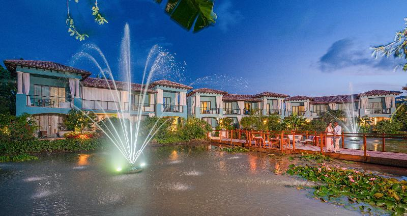 Exterior & Views 1, Sandals Grenada All Inclusive - Couples Only