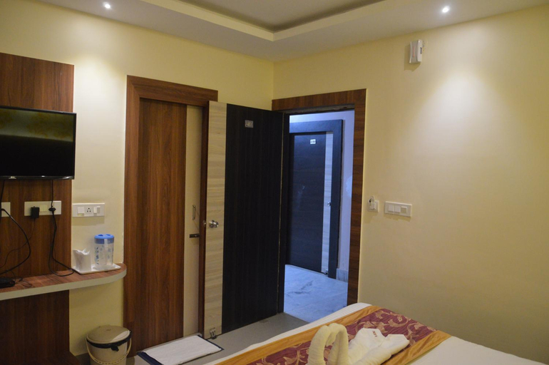 Bedroom, Hotel Jeevan Sandhya, Puri