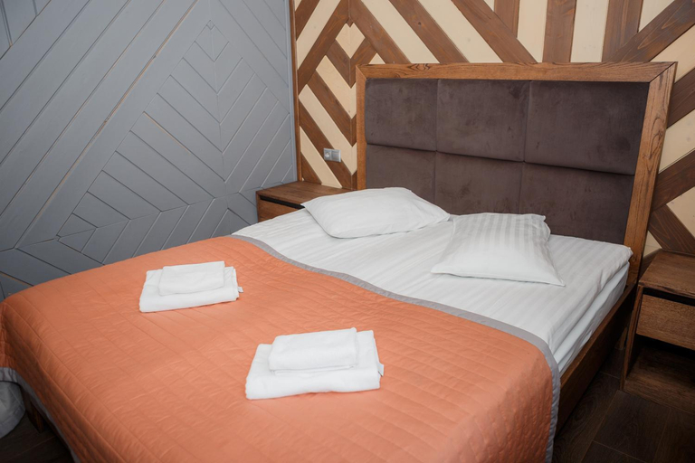 Bedroom 2, Hotel Monysto, Nadvirnians'kyi
