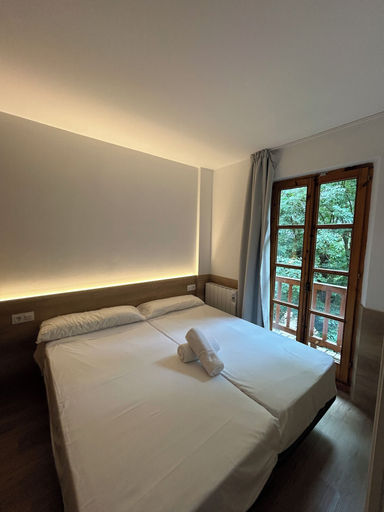 Bedroom 2, Apartamentos La Solana, Lleida