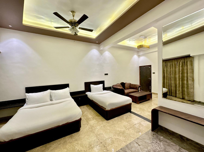 Bedroom 3, TAKHT- Executive Rooms & Suites, Pune