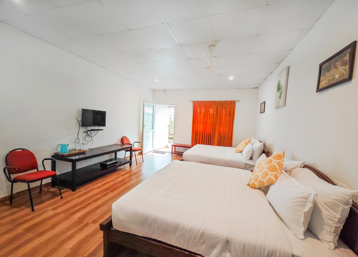 Bedroom 2, Ibex Resorts, Valparai (Mistly), Coimbatore