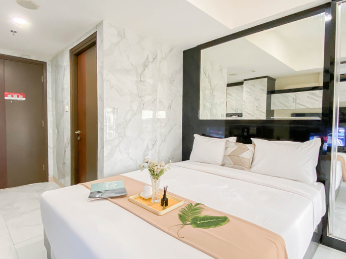 Bedroom 2, Cozy and Compact Studio Apartment Pollux Chadstone By Travelio, Cikarang