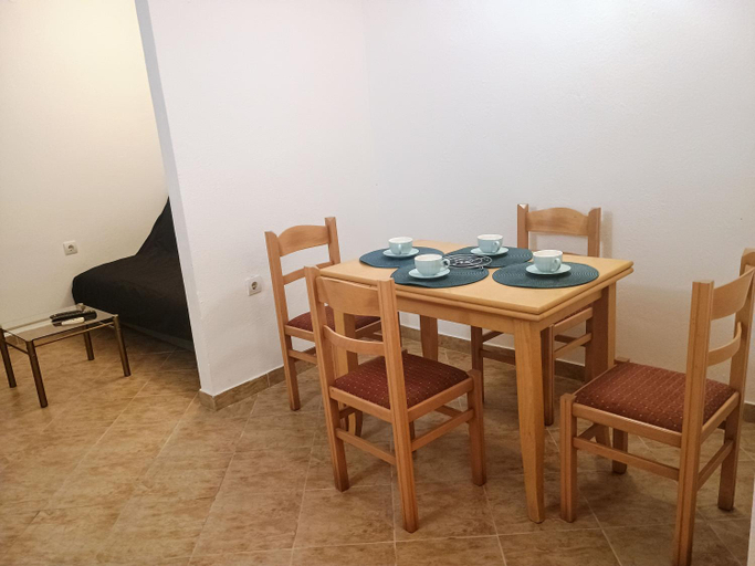 Others 2, Apartmani Njivice, Konavle