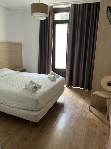 Others 5, Casa OTANO, Navarra