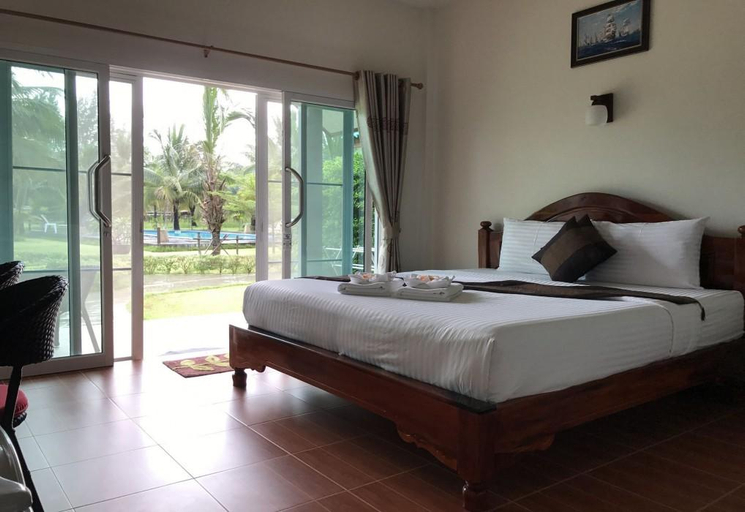 Bedroom 2, Hongte Khaolak Resort, Takua Pa