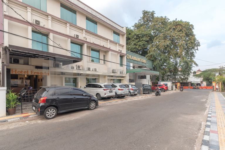 Exterior & Views 2, Hotel Ersada Braga, Bandung