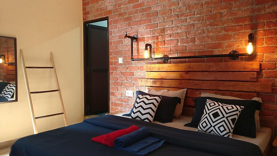 Others 2, White Rabbit Guest House, Kangra