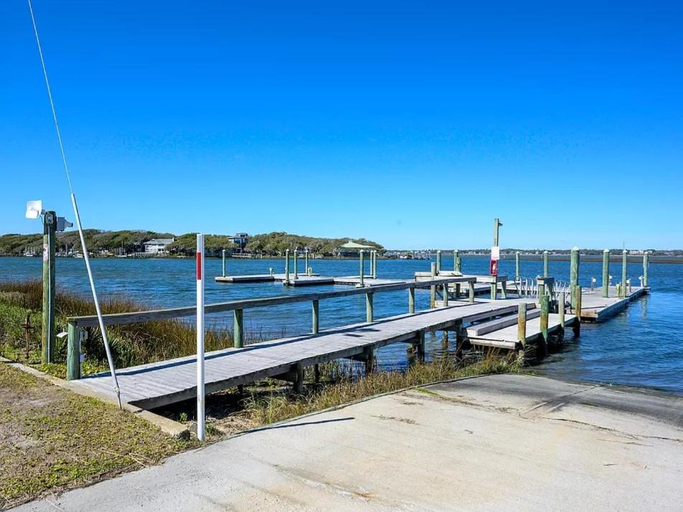 Others 5, Bogue Shores "Salty Air Oasis", Carteret