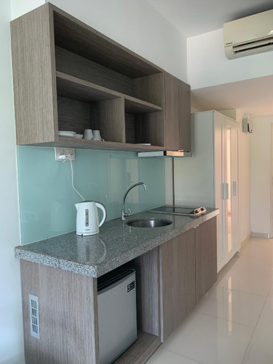 Dining Room 10