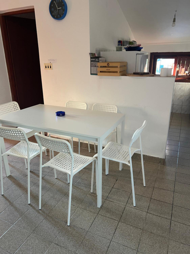 Others 5, Apartman Novica